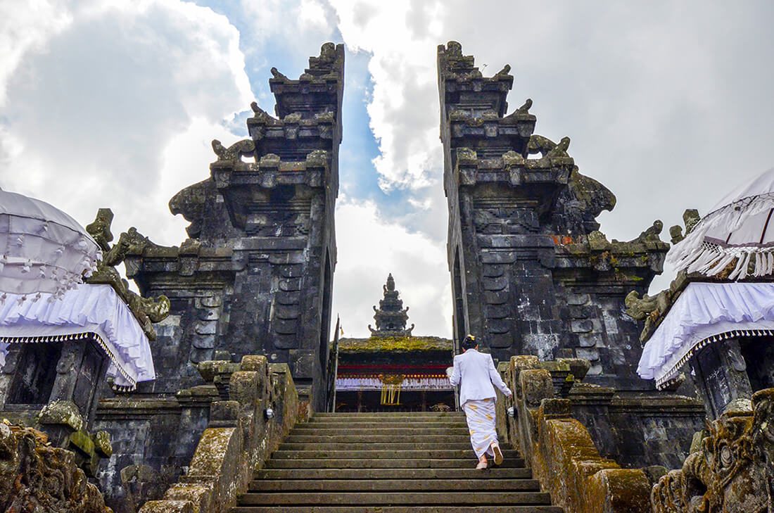 Una porta del Pura Besakih