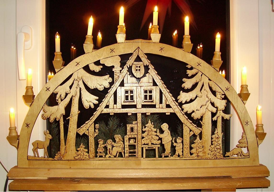 Un tradizionale Schwibbogen in legno - Germania