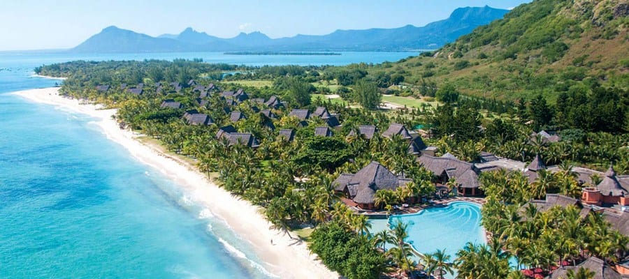 Dinarobin Resort (foto di beachcomber-hotels.com) Dinarobin Resort