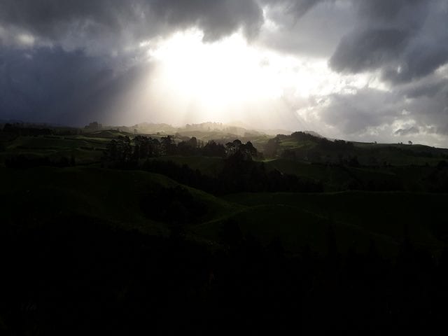 Vivere, lavorare e viaggiare in Nuova Zelanda Vivere, lavorare e viaggiare in Nuova Zelanda