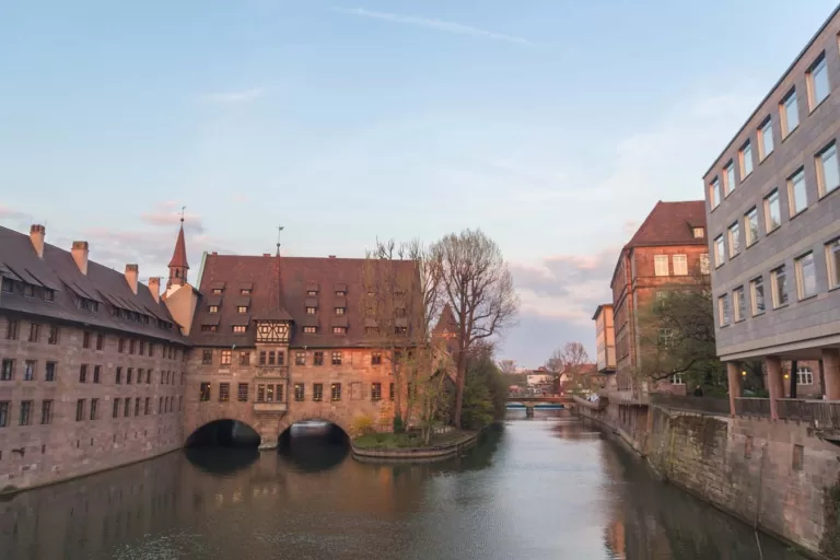 Vista su Norimberga e il canale