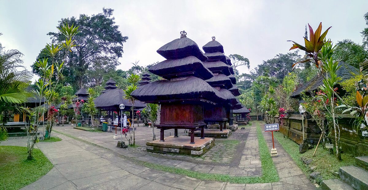 Pura Luhur Batukau tempio