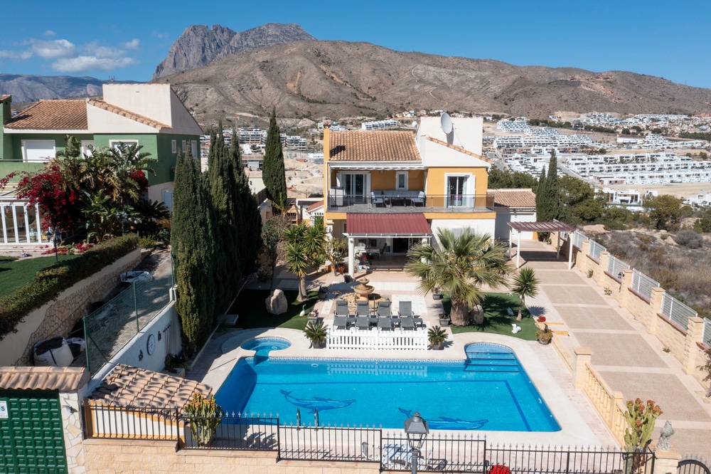 esterno di una casa vacanza tipica a Palermo per prenotazioni dirette