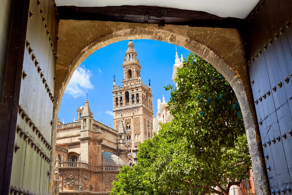 Cattedrale di Siviglia Torre Giralda da Alcazar