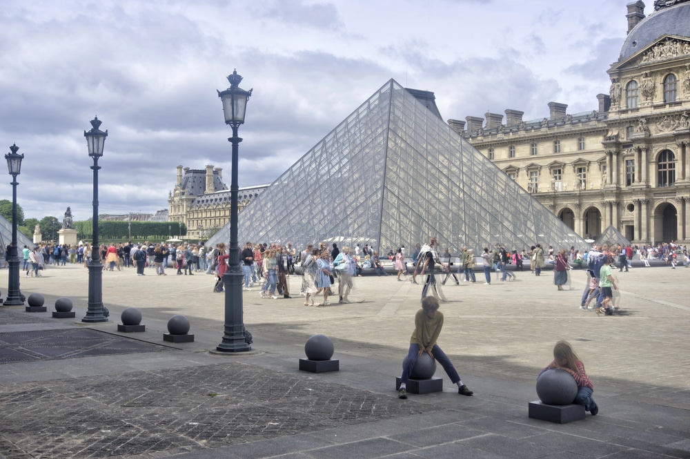Ingresso Museo del Louvre a Parigi 