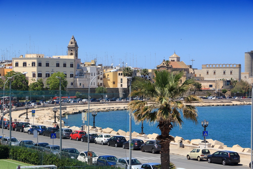 Due giorni a Bari: come noleggiare un’auto e cosa vedere in città