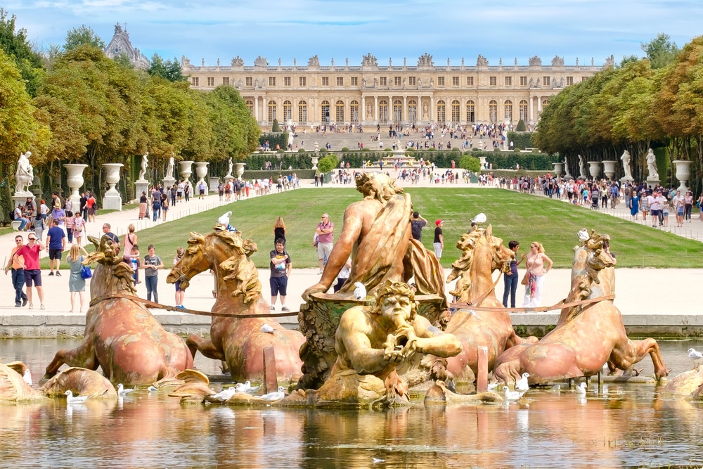 La Fontana di Apollo e i giardini della Reggia di Versailles