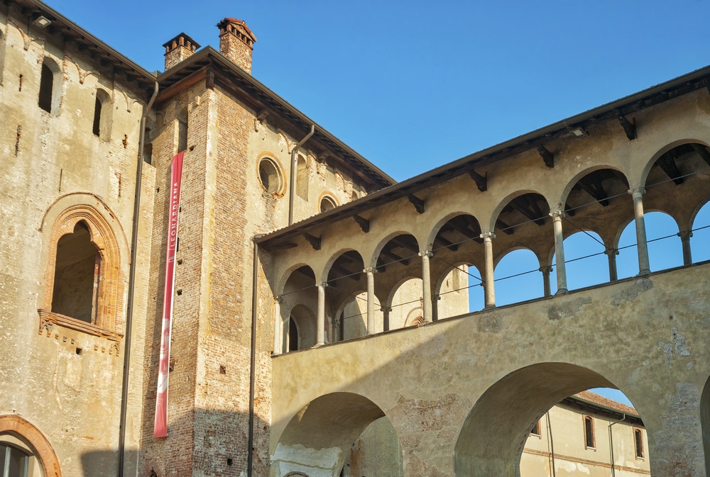 Vigevano, il castello ducale esterno