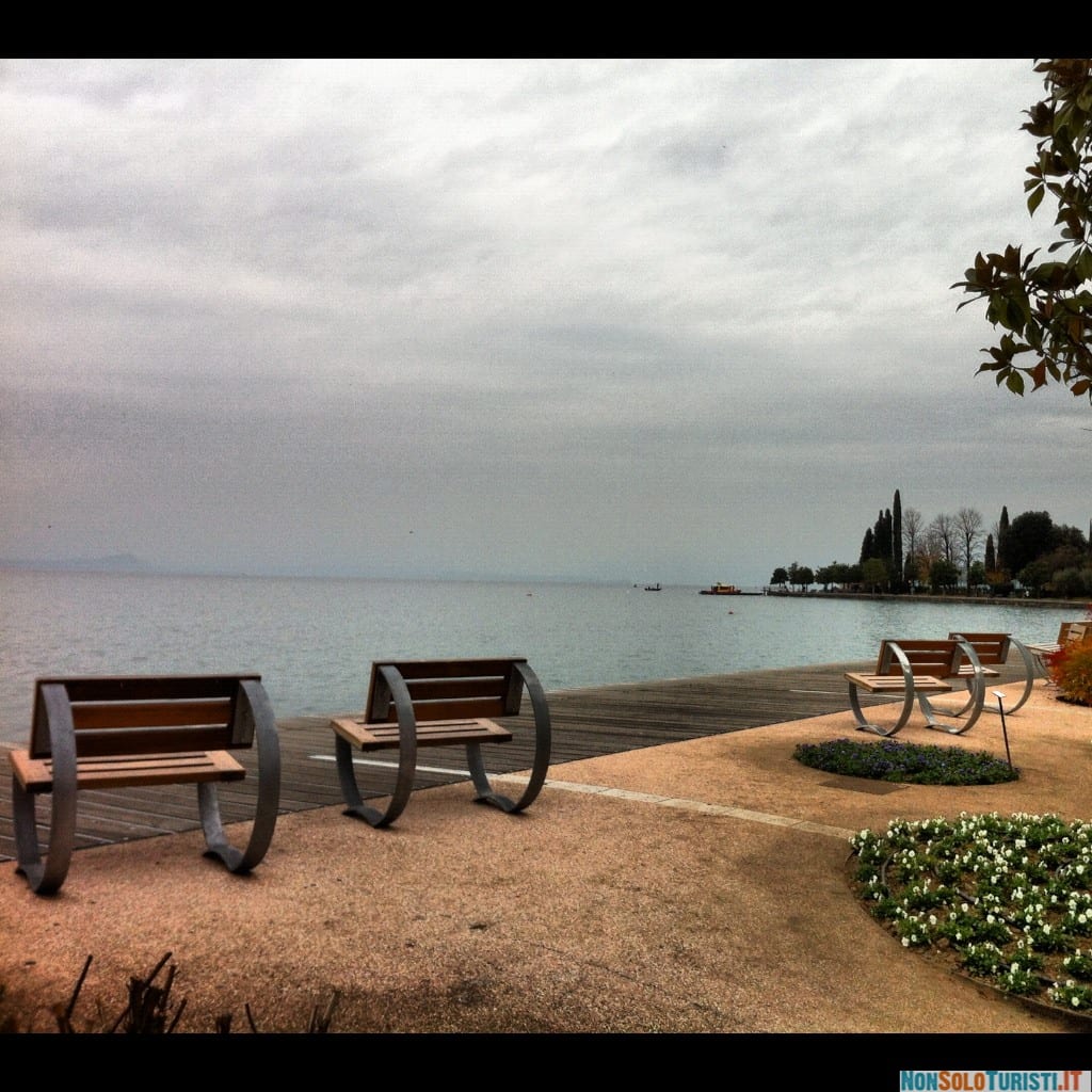 Il lungolago di Bardolino