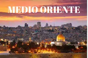 Paesaggi del Medio Oriente con deserti, città storiche e architettura tradizionale